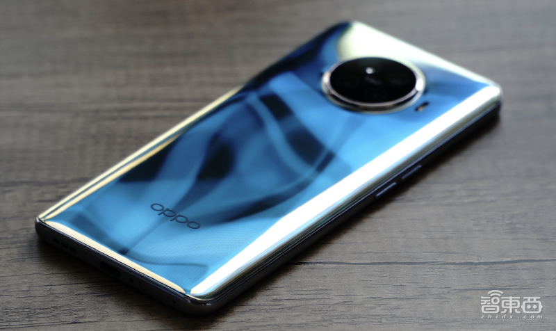 40W无线充电首次落地,TWS耳机延迟秒杀AirPods,OPPO Ace2 3999开售