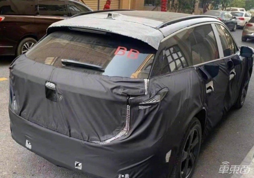 蔚小理新车最强剧透：三款40万级大型SUV，配置武装到牙齿