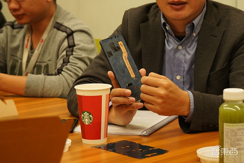 揭秘华为Mate 20 X石墨烯散热技术背后!用三年时间将诺奖材料装进手机