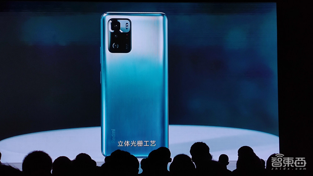 Redmi掌门卢伟冰:一部Note手机要用114颗芯!缺芯至少还要一年