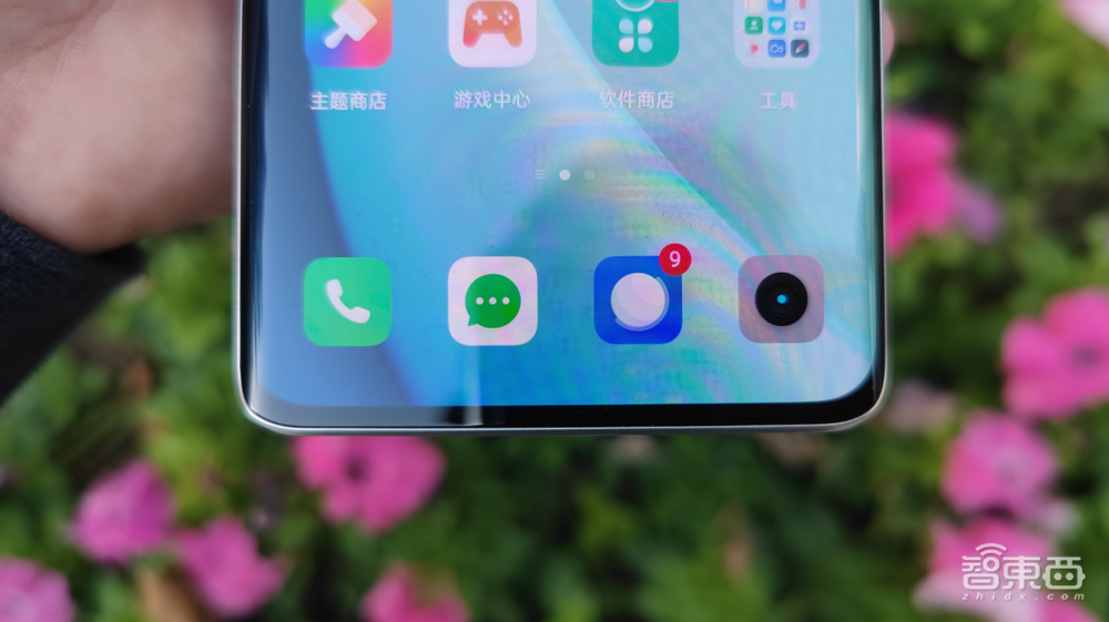 realme数字旗舰首次回国,首发体验“超大杯”,屏幕、拍照亮眼