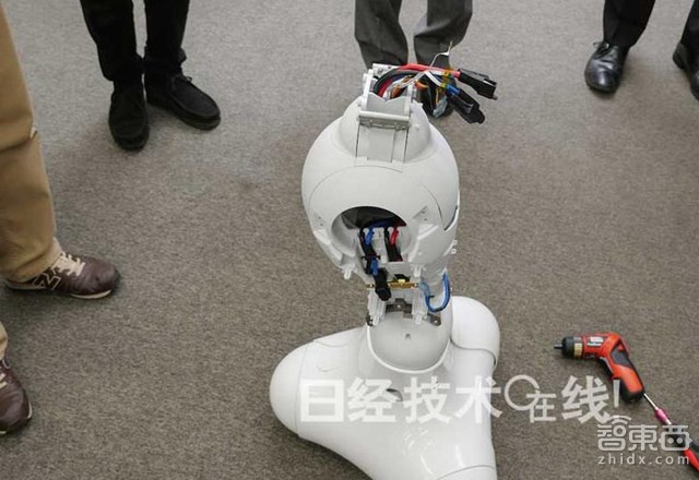 惊呆!马云百亿押宝的机器人Pepper大拆解