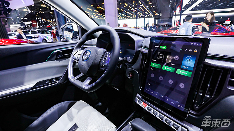 车载微信来了！小场景上车 腾讯亮出智慧出行成绩单