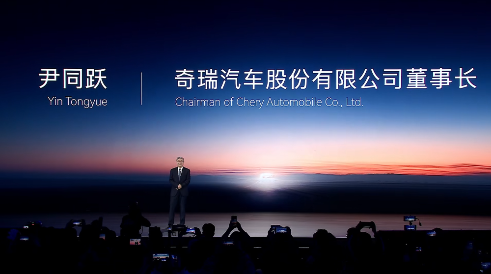 闪充换电吵上热搜！比亚迪蔚来接连回应，奇瑞老板也来站队了