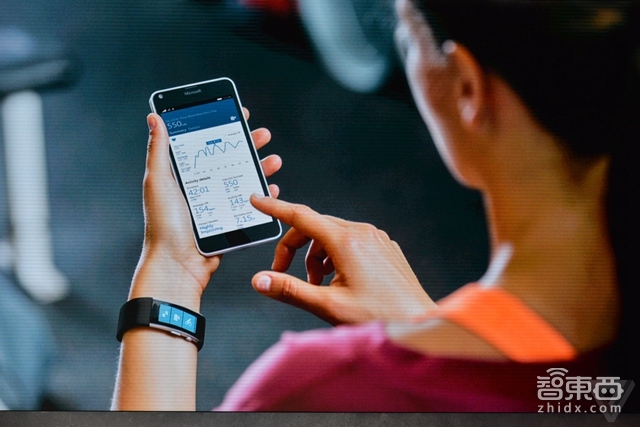 智东西晚报假日版:微软推Surface笔记本对标苹果