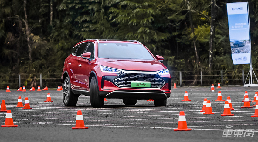比亚迪插混王者牛在哪？唐DM-p试驾体验