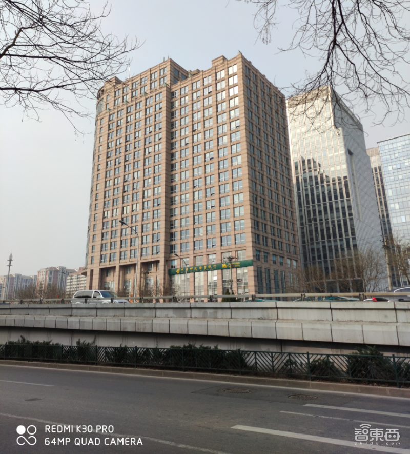 “显微镜”也能放上手机，没有高刷的红米K30 Pro算不算旗舰？