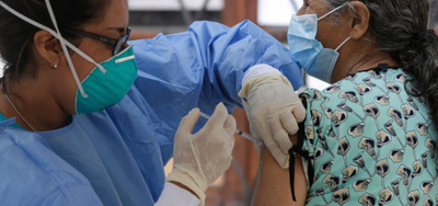 靠譜還是反智？專家提出故意感染COVID-19來幫助疫苗研發(fā)