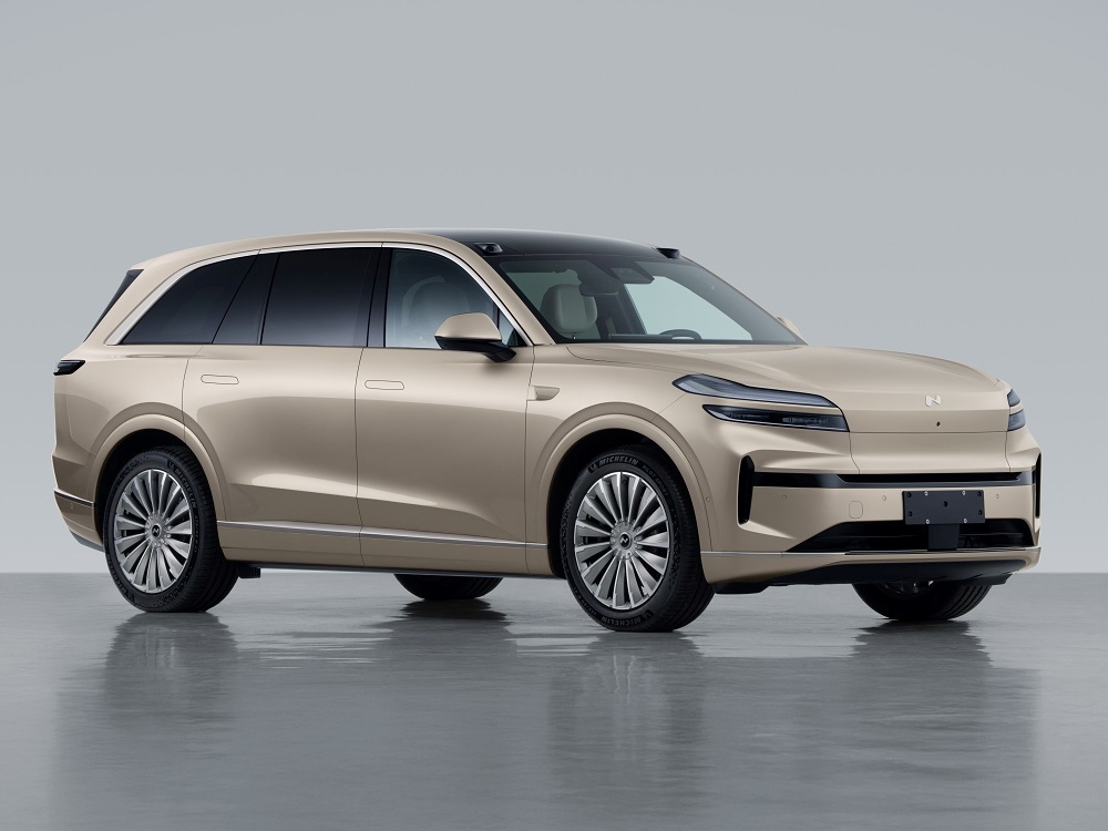 李斌剧透三款新车！蔚来四季度冲击月销5万辆，正全力提升产能