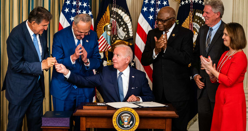 美国全面禁用中国锂电池？真相：只是取消补贴