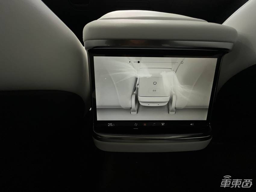 首发体验！新款特斯拉Model S/X中国首秀