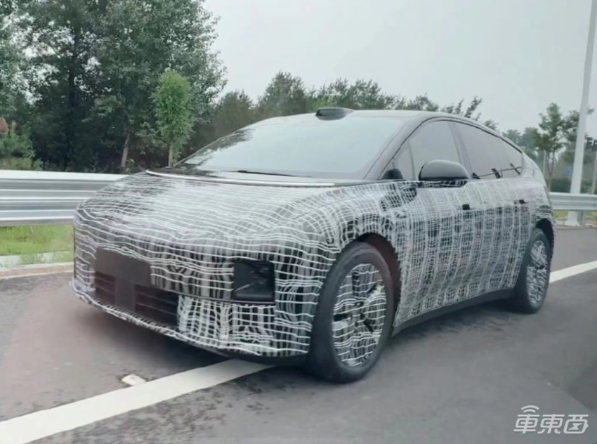 小米特斯拉狭路再相逢！8大车企狂卷SUV，一文看尽2025十大新车