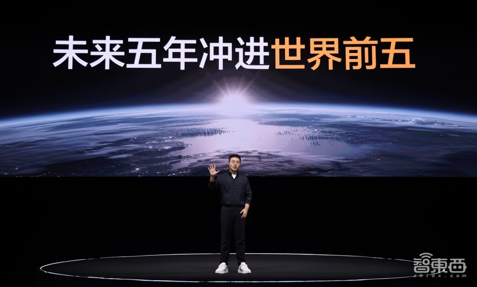 1599元搭潜望式摄像头,realme死磕“质价比”,副总裁徐起:冲击全球前五