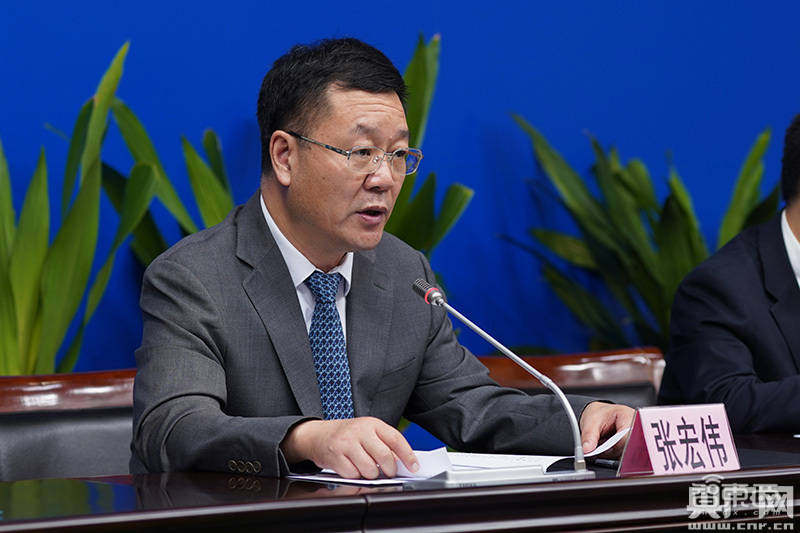 广深掀起智慧杆革命！一口气建5万根，腾讯华为早已入局