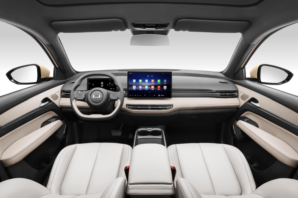 2026款悦意03 7.98万元开售！座舱搭载AI大模型，支持3.3kW对外放电