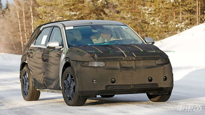 现代新款电动SUV谍照曝光 造型走复古风 或将于明年推出