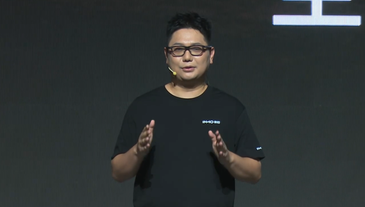 AI眼镜大决战已到？对话9位操盘手和专家真相：蛋糕分得心慌慌