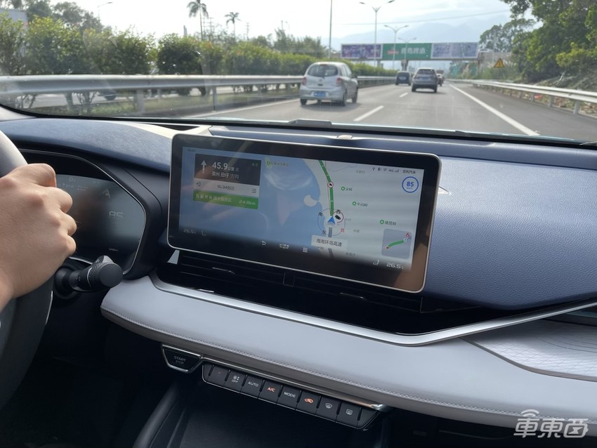 与沃尔沃S60同平台,售价却打五折 吉利星瑞到底行不行?