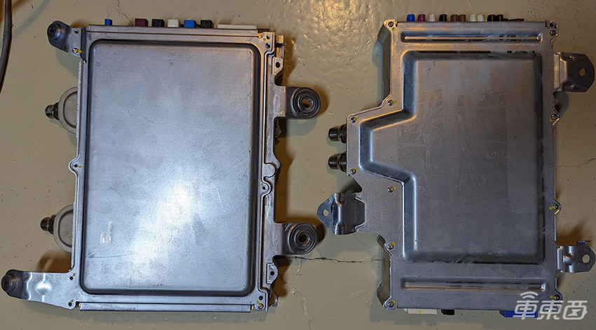 特斯拉HW4自动驾驶大脑首曝！大神硬核拆解，很快全系上车