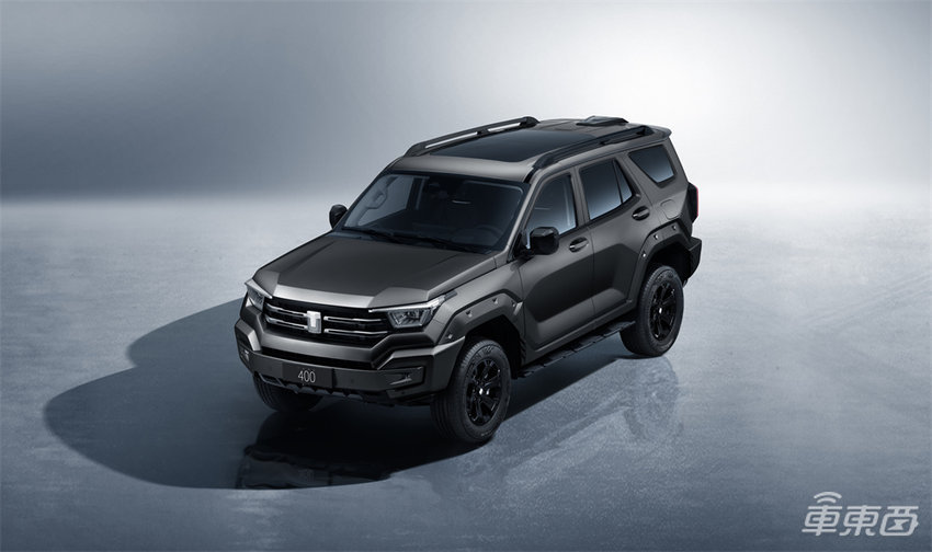 24.98万元起售！坦克400燃油版上市，配备L2