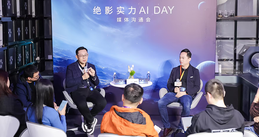 车东西对话商汤绝影CTO肖枫:端到端、多模态成主流,端云一体同步发展