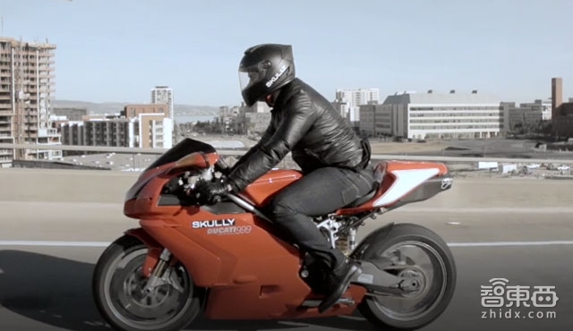 花2000到看脱衣舞女郎 深扒烧了1.5亿元的“钢铁侠AR头盔”Skully是咋黄的