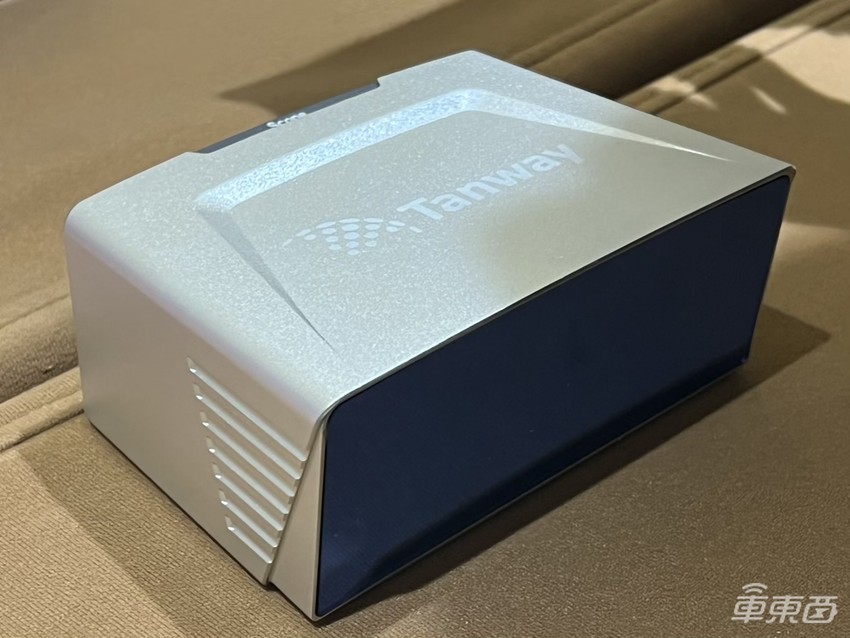 自动驾驶规模落地,不能被激光雷达卡脖子