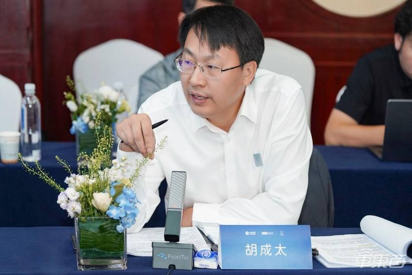 重塑增程未来:阿维塔携昆仑增程技术,在喀什共绘智能出行新蓝图