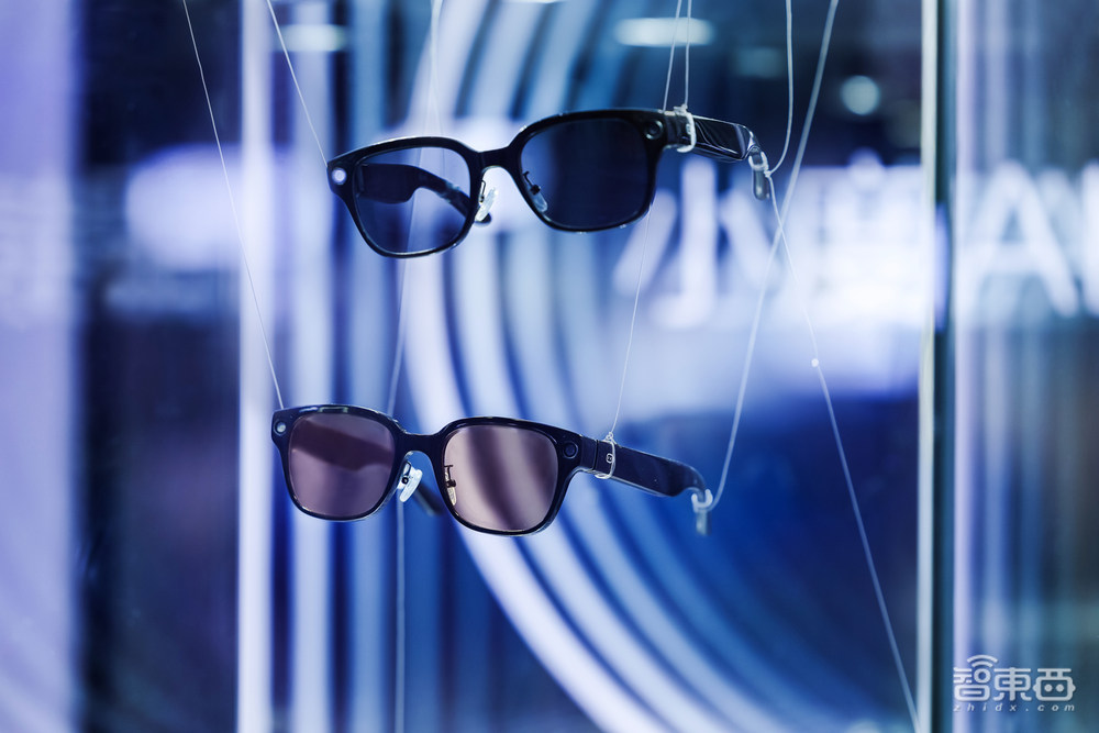 AI眼鏡風口來了！劍指千億級規(guī)模、百萬臺銷量，小度狂飆