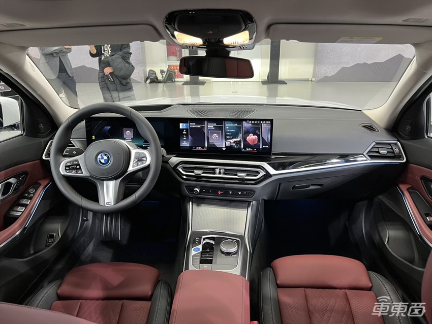 全新BMW i3上市！智能成为核心配置，能成为2022年新爆款吗？