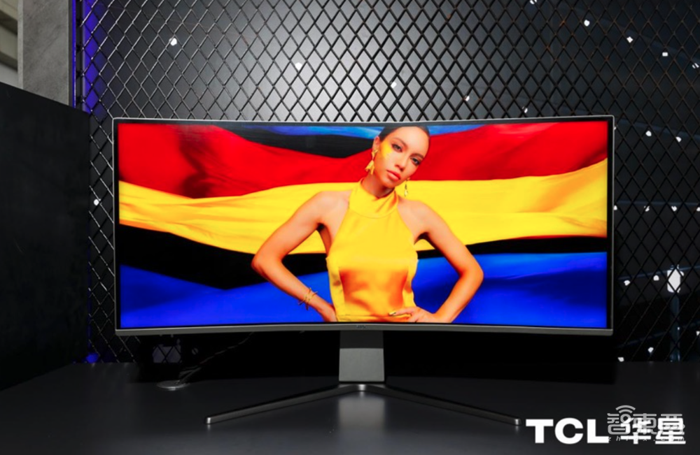 对话TCL华星副总张鑫,从手机到电视,看透屏幕产业四大关键趋势