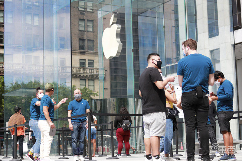 起诉特朗普!苹果微软比字节先出手,52家美国科技公司联合