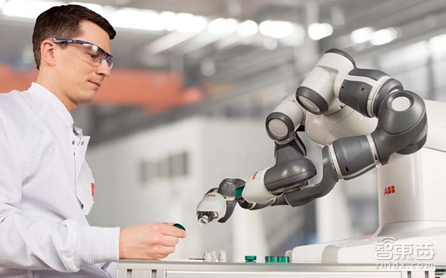 给阿迪年造百万双鞋!45家涌入机器人新风口