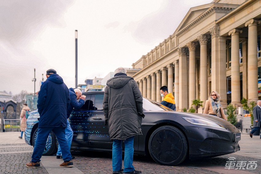 腾势首款纯电轿车要来了!定位百万豪车,对标保时捷帕拉梅拉