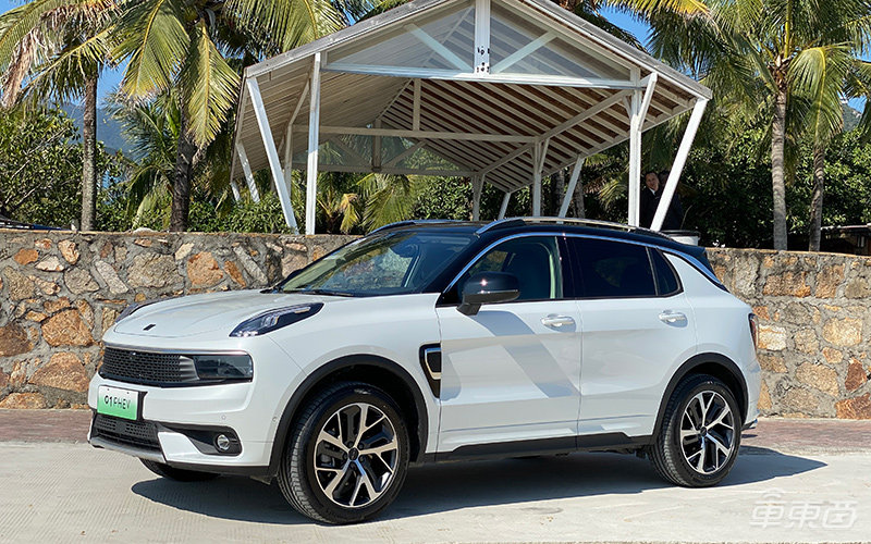深圳试驾领克01 PHEV:驾驶感受比燃油版更优秀,可上绿牌不用摇号!