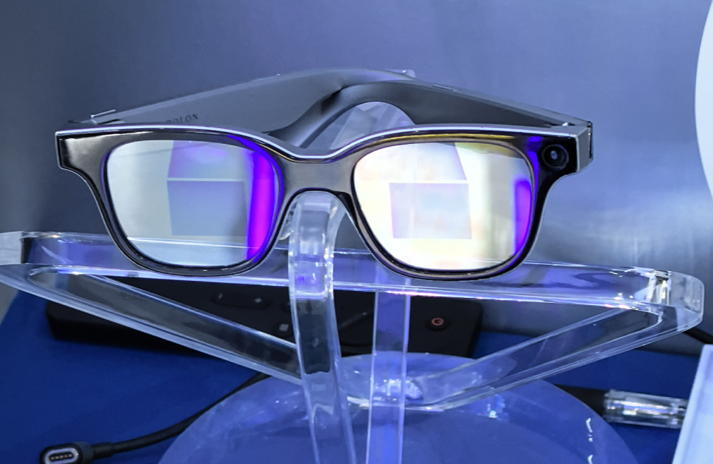 我们逛了链博会1.4万平数科馆,深扒黄仁勋盛赞的“中国供应链奇迹”