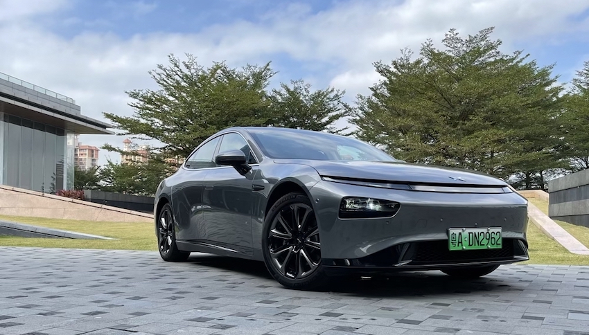 广州试驾小鹏NGP 看L2级自动驾驶如何自行超车下匝道