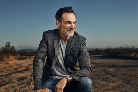 马斯克的新身份:万亿航天帝国外的“创业教父”