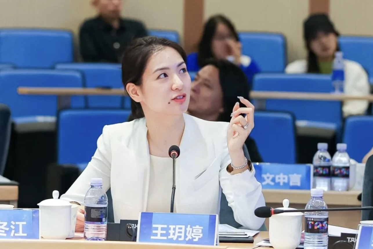 大模型“六小虎”人事动荡!半年12位高管离职