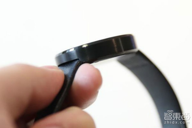 inWatch Pi智能手表评测:漂亮 功能稍显简单