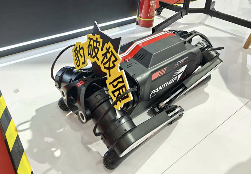 最貴97萬搬回家，人形機(jī)器人天團(tuán)涌入北京！暴走2萬步玩命逛完，亮點(diǎn)都在這了