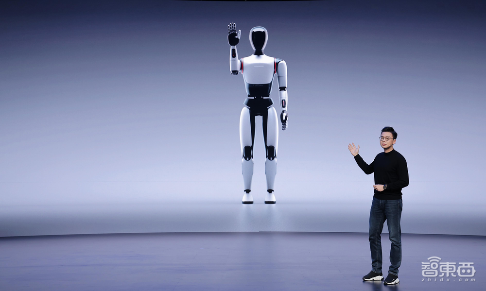 深圳激光雷达巨头,自研人形机器人!多款新品亮相