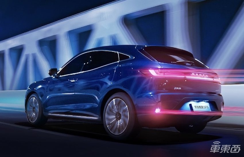 重庆试驾华为版增程电动车:动力不输百万级跑车,华为音响上档次