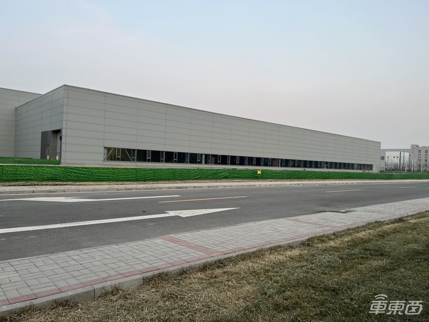 独家探访恒大汽车工厂：恒驰5已下线，上千员工奋力保量产