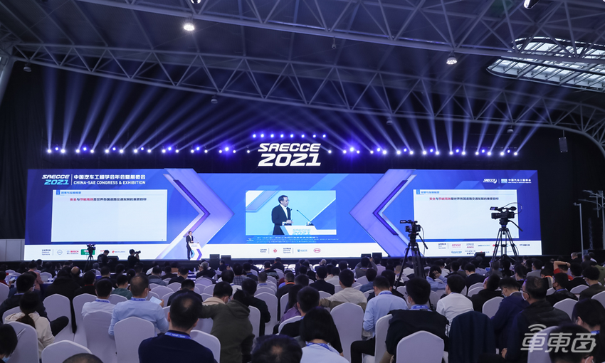 2022年智能汽车行业如何发展？这十大技术趋势将成主流
