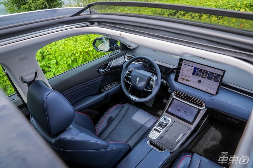 长城魏牌拿铁DHT-PHEV上市,22.9万起售,搭载高通8155芯片