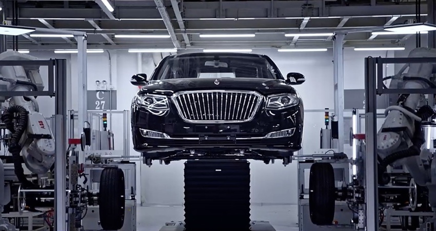 车企数字化转型，得先有一朵好云