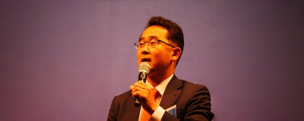 黄仁勋一句话，全球芯片股集体涨停