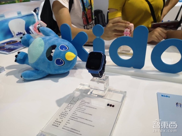 智能语音产业井喷:AI音箱与蓝牙音箱同场“互撕”