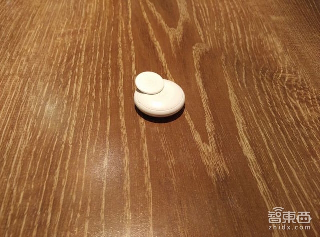 硬创先锋杨超逸:做一款睡眠监测的枕头穿戴